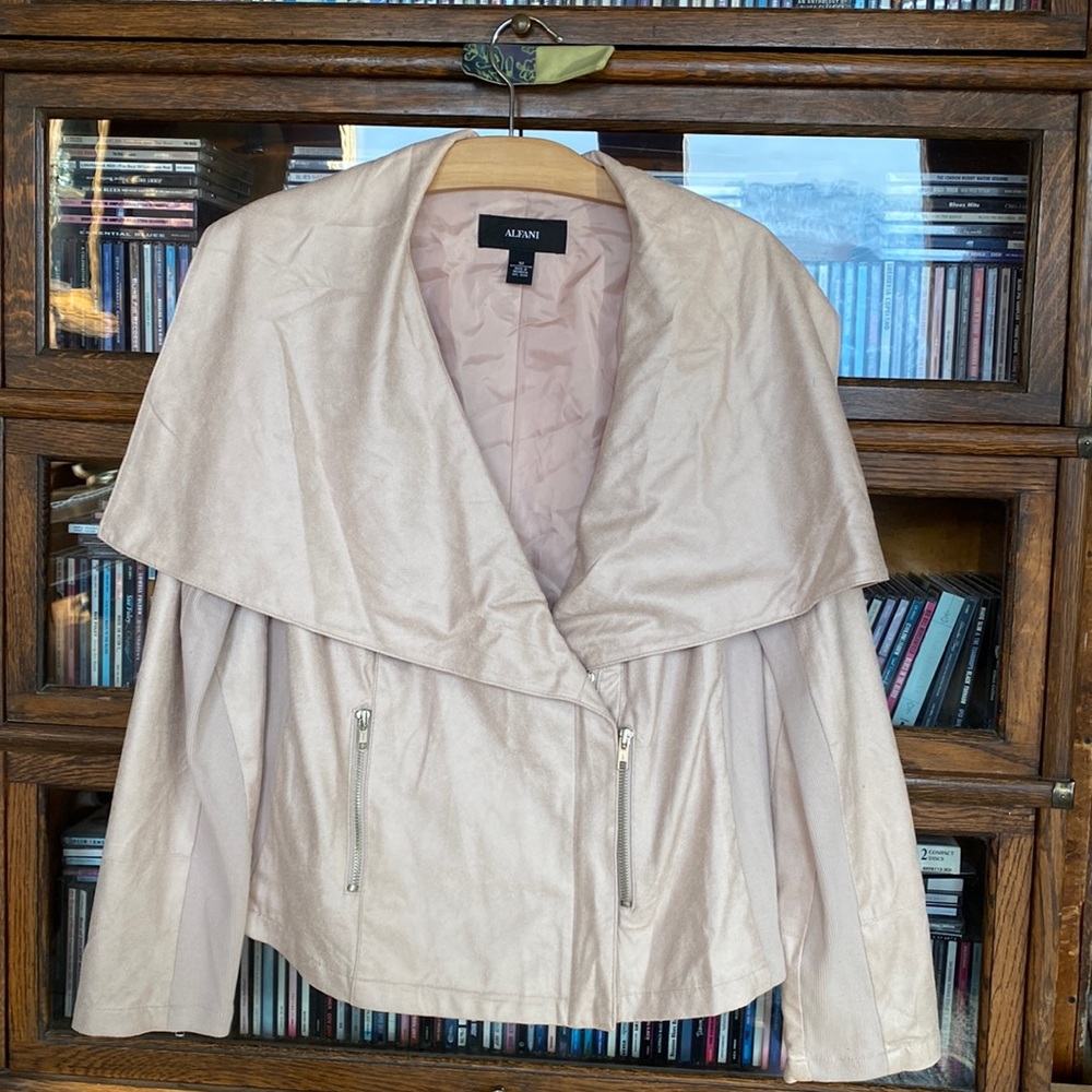 ALFANI Glam Moto-Style Jacket Lined Thin Suede Like Outer Huge Collar Size 10